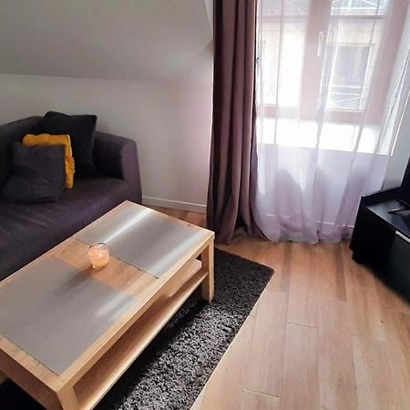 Charmant Studio Au Coeur De Sens Apartment Ngoại thất bức ảnh