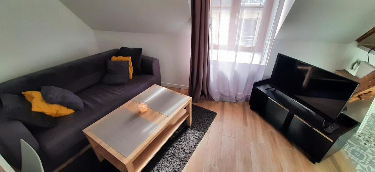 Charmant Studio Au Coeur De Sens Apartment Ngoại thất bức ảnh