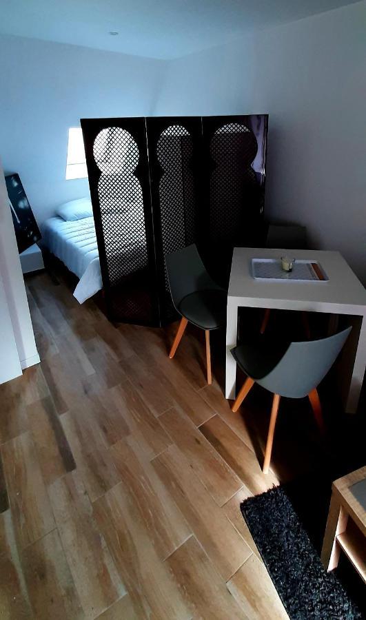 Charmant Studio Au Coeur De Sens Apartment Ngoại thất bức ảnh